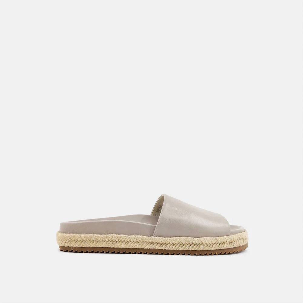 NEW SHU SHOP women's chrisanta slide in ivory